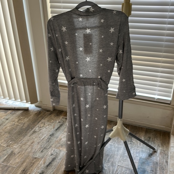 Lightweight Robe - Picture 6 of 8